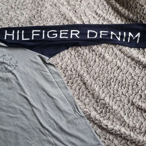 Tommy Hilfiger Long sleeve - Picture 3 of 5